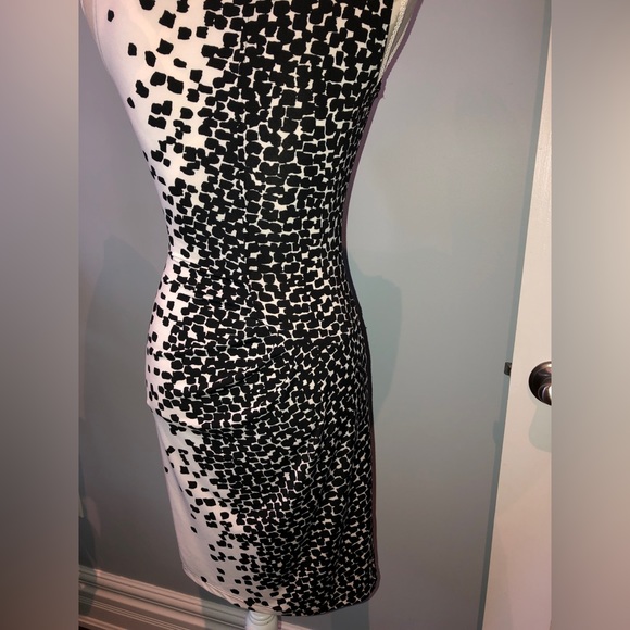 BCBG Max Azria Dress - Picture 3 of 7